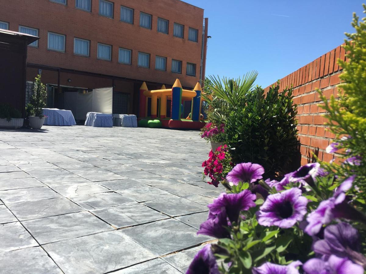 Hotel Universidad Albacete Ngoại thất bức ảnh